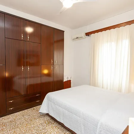 Appartamento Tirreno 35 *